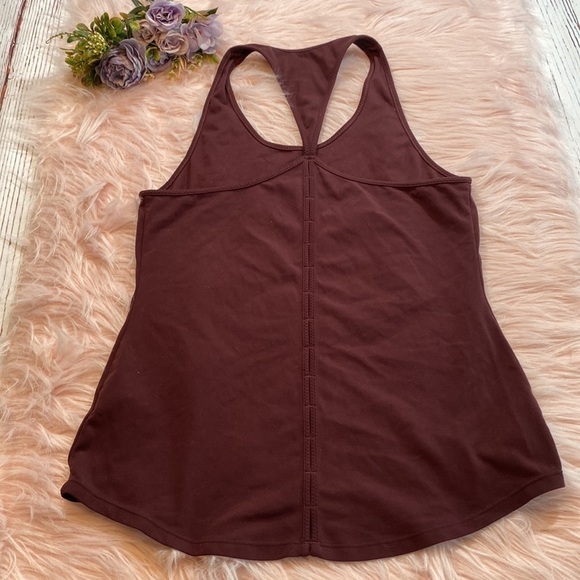Athleta Burgundy Racerback Inversion Tank Top sz XS - Picture 13 of 13